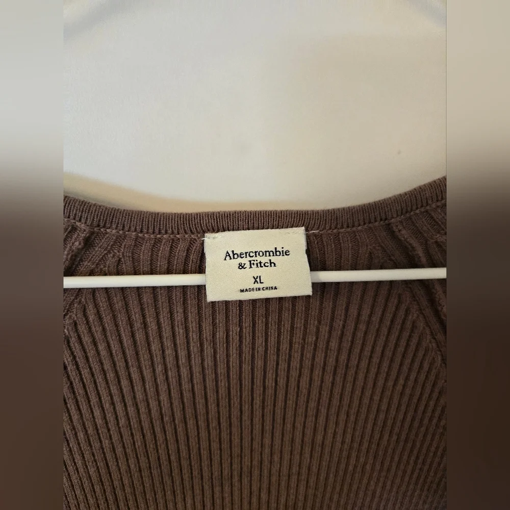 EUC‎ Abercrombie & Fitch Knit Ribbed Cutout Sweater Dress - Picture 2 of 13